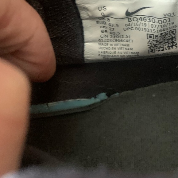 Mens Nike kyrie 6 basketball shoes - Picture 2 of 3